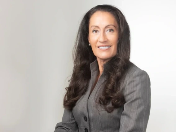 headshot of Kris Wong Davis